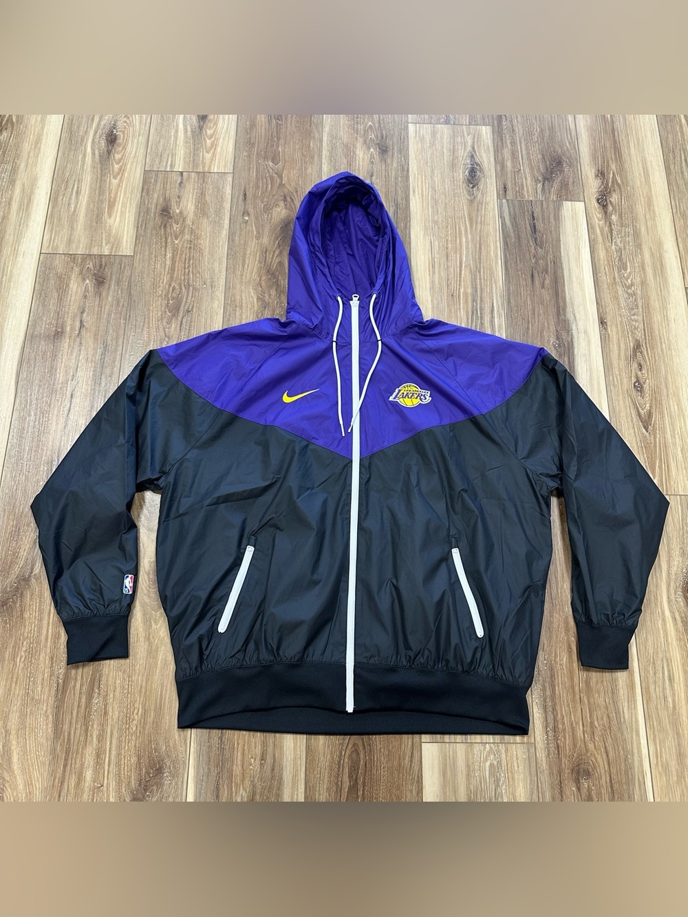 Nike Los Angeles Lakers NBA 75th Anniversary Windrunner Full Zip Jacket, XL